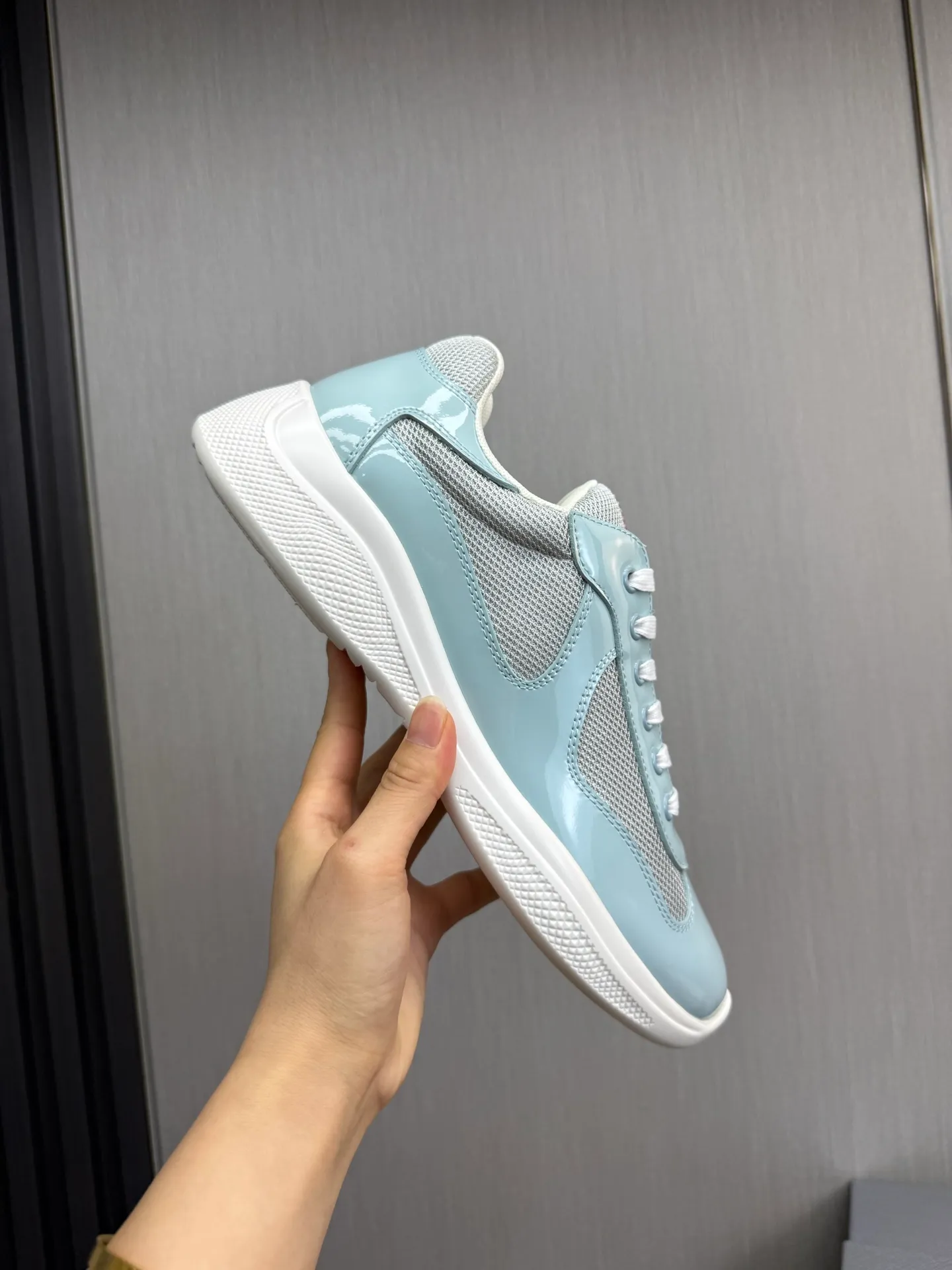 Men's shoes 640💰 [PRADA] Hot selling items🔥Must be recommended every day~~ Official website synchronized, 1:1 high quality shipments✔️ Imported cowhide fabric, rubber material + cowhide lining, original bottom, high-end airplane box packaging🎁 38-45 (38.45 custom-made, non-returnable)